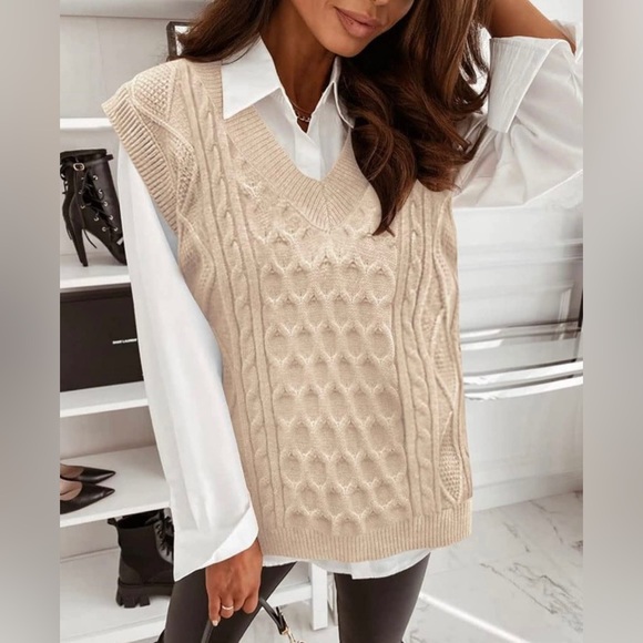 Risesun Women's Cable Knit Oversized Cropped Argyle Sweater Vest V-Neck New Tag - Picture 3 of 8